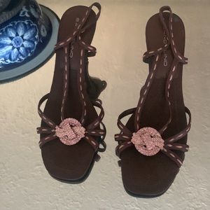 Bandolino’s! Dark brown suede with pink stitching and rhinestone broach.